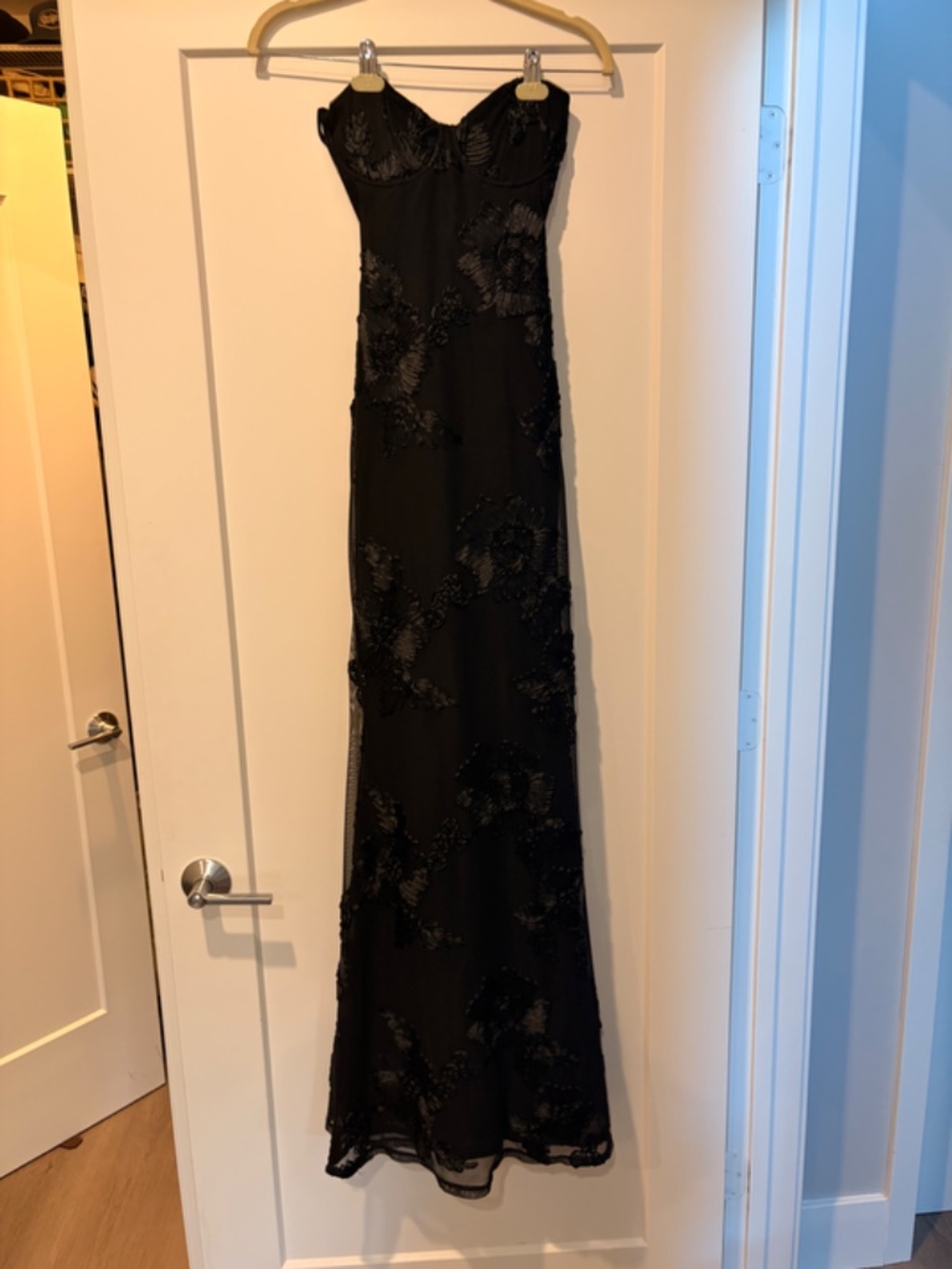 NEFERTITI MAXI DRESS - BLACK - Picture 7 of 7